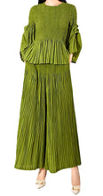 Charger l'image dans la galerie, Robe plissé japonais,  écologique  ,taille unique.
