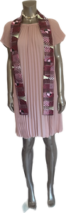 Robe plissée courte et élégante en tissus très tendance avec ceinture/écharpe en wax